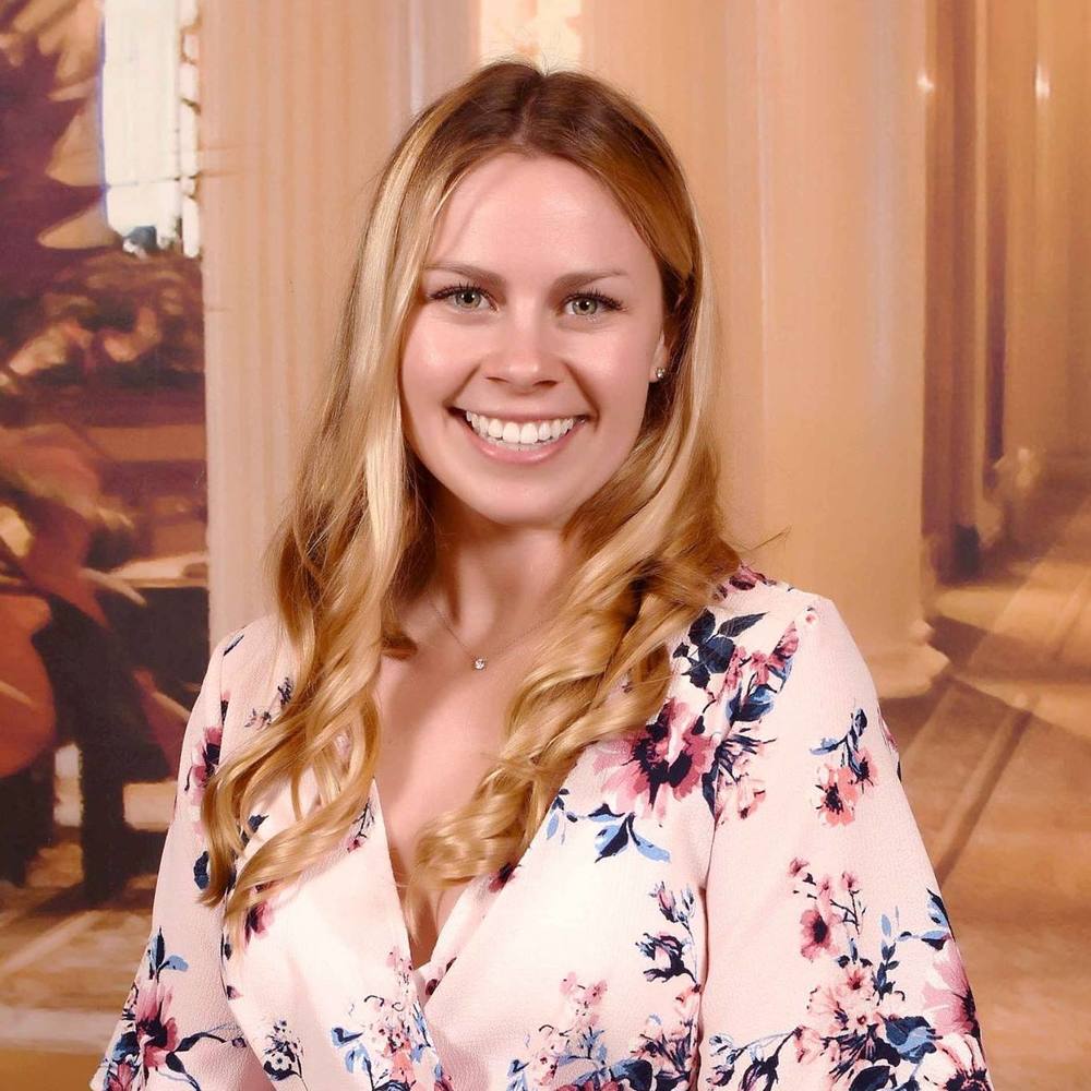 Meet your Posher, Claire